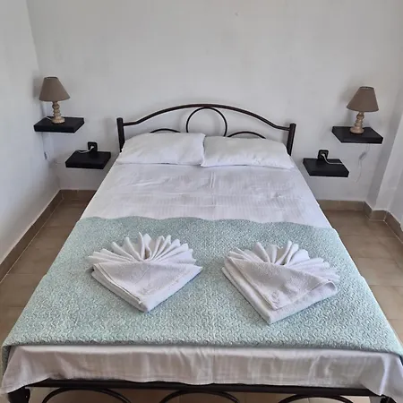 Yota's House 2 * Nea Kallikrateia