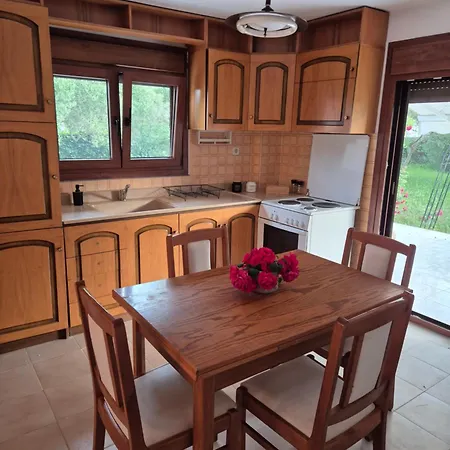 Yota's House 2 Casa de Férias Nea Kallikrateia